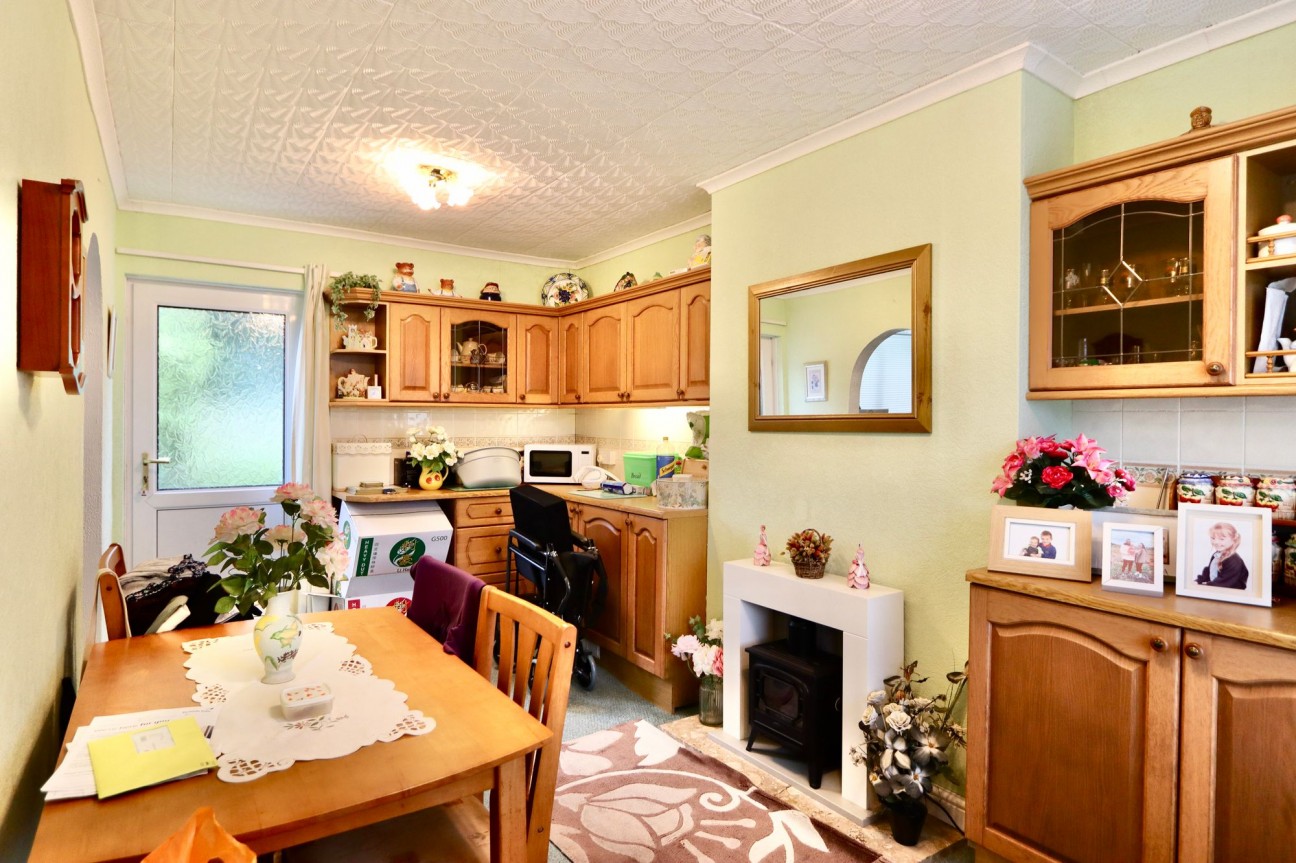 Albertina Road, Newbridge, NP11