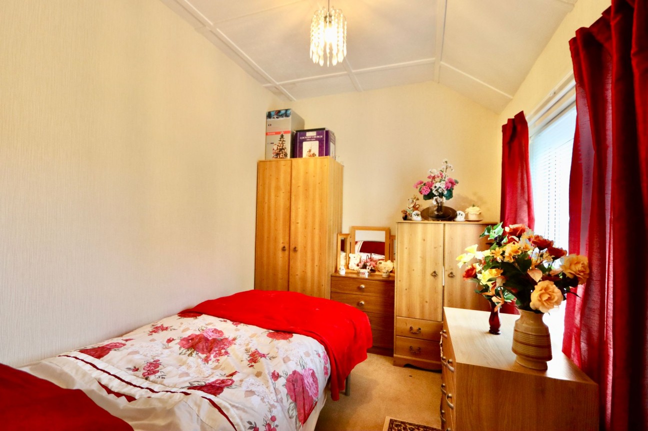 Albertina Road, Newbridge, NP11