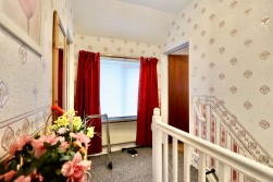 Albertina Road, Newbridge, NP11