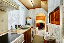 Albertina Road, Newbridge, NP11