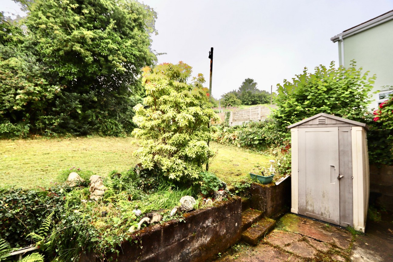 Albertina Road, Newbridge, NP11