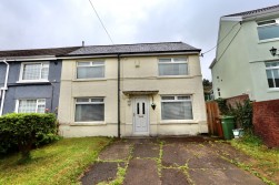 Albertina Road, Newbridge, NP11