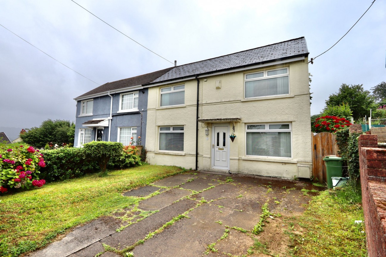 Albertina Road, Newbridge, NP11