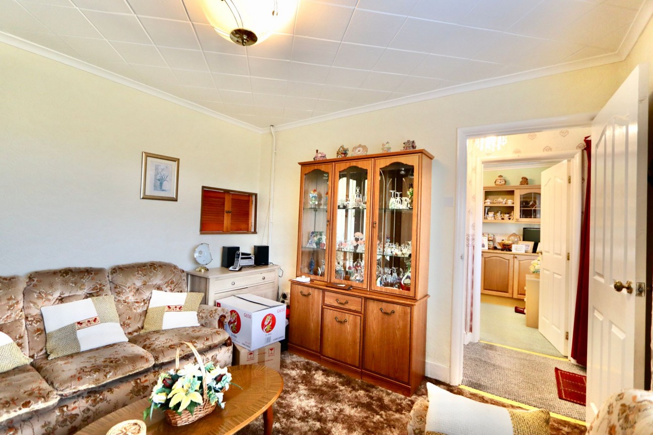 Albertina Road, Newbridge, NP11