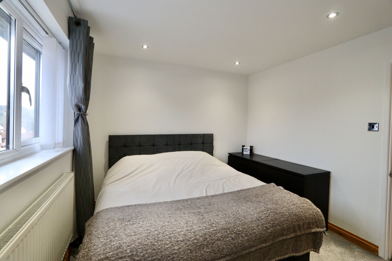 Pen-Y-Cae Close, Crumlin, NP11