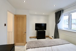 Pen-Y-Cae Close, Crumlin, NP11