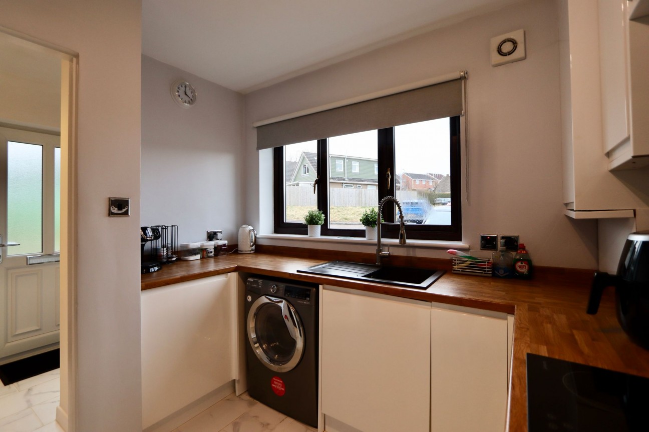 Pen-Y-Cae Close, Crumlin, NP11