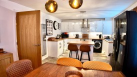 Maes Yr Afon, Pontllanfraith, NP12