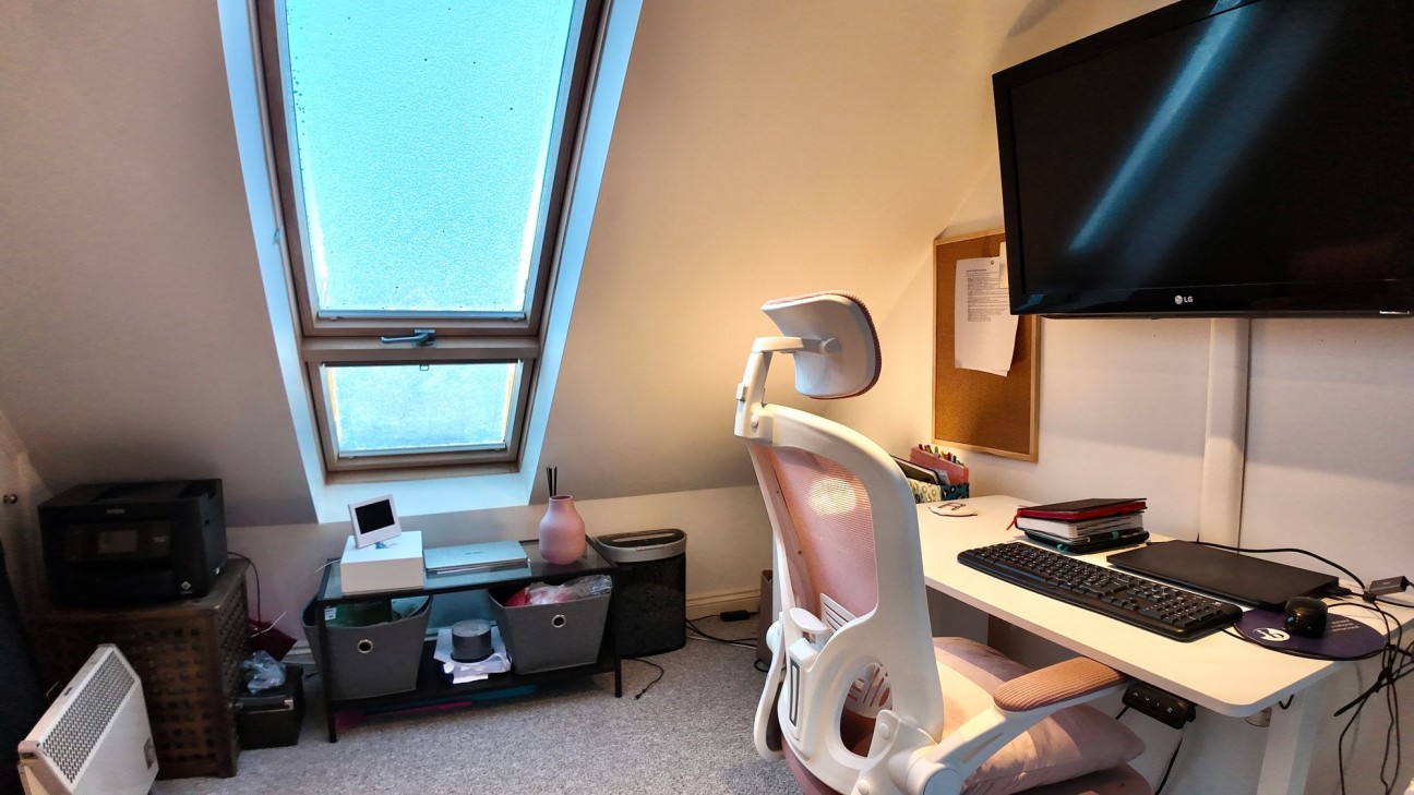 Maes Yr Afon, Pontllanfraith, NP12