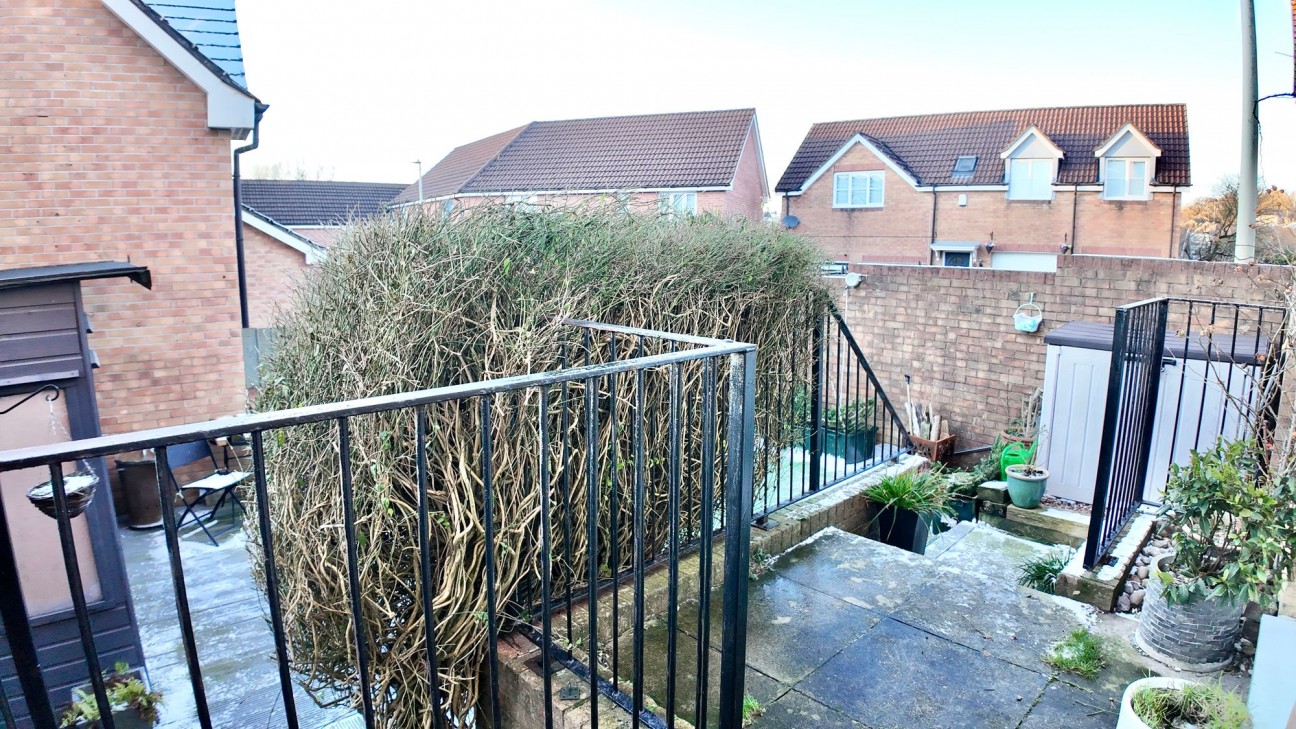 Maes Yr Afon, Pontllanfraith, NP12