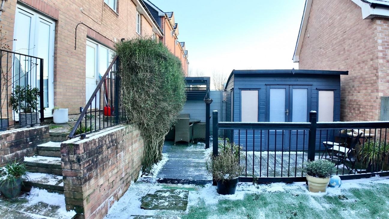 Maes Yr Afon, Pontllanfraith, NP12