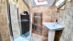 Maes Yr Afon, Pontllanfraith, NP12