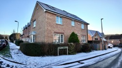 Maes Yr Afon, Pontllanfraith, NP12