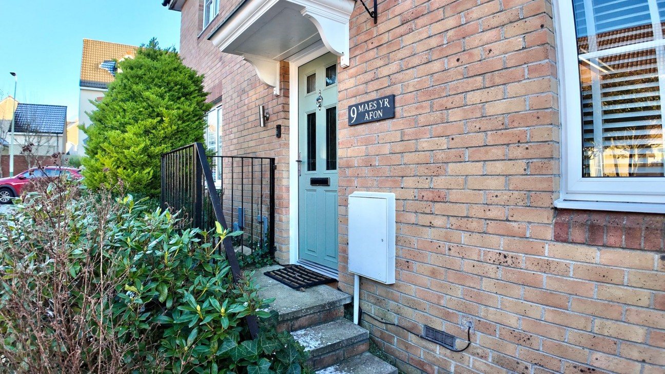 Maes Yr Afon, Pontllanfraith, NP12