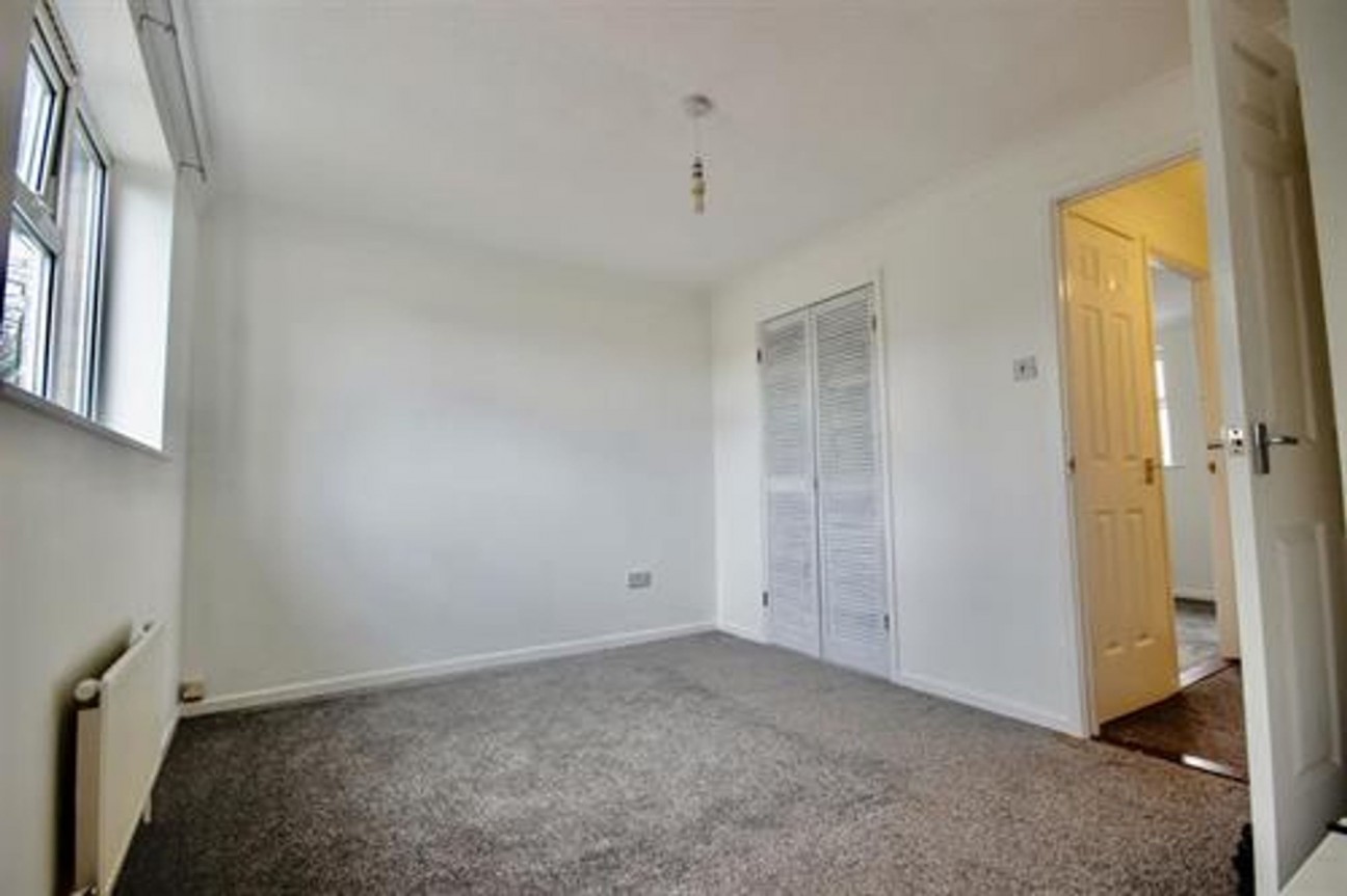 Heol Cae Fan Heulog, Caerphilly, CF83