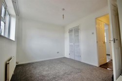 Heol Cae Fan Heulog, Caerphilly, CF83