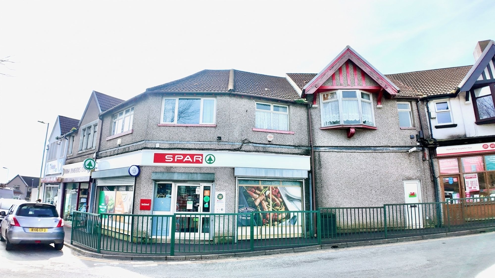 Cefn Fforest Avenue, Cefn Fforest, NP12