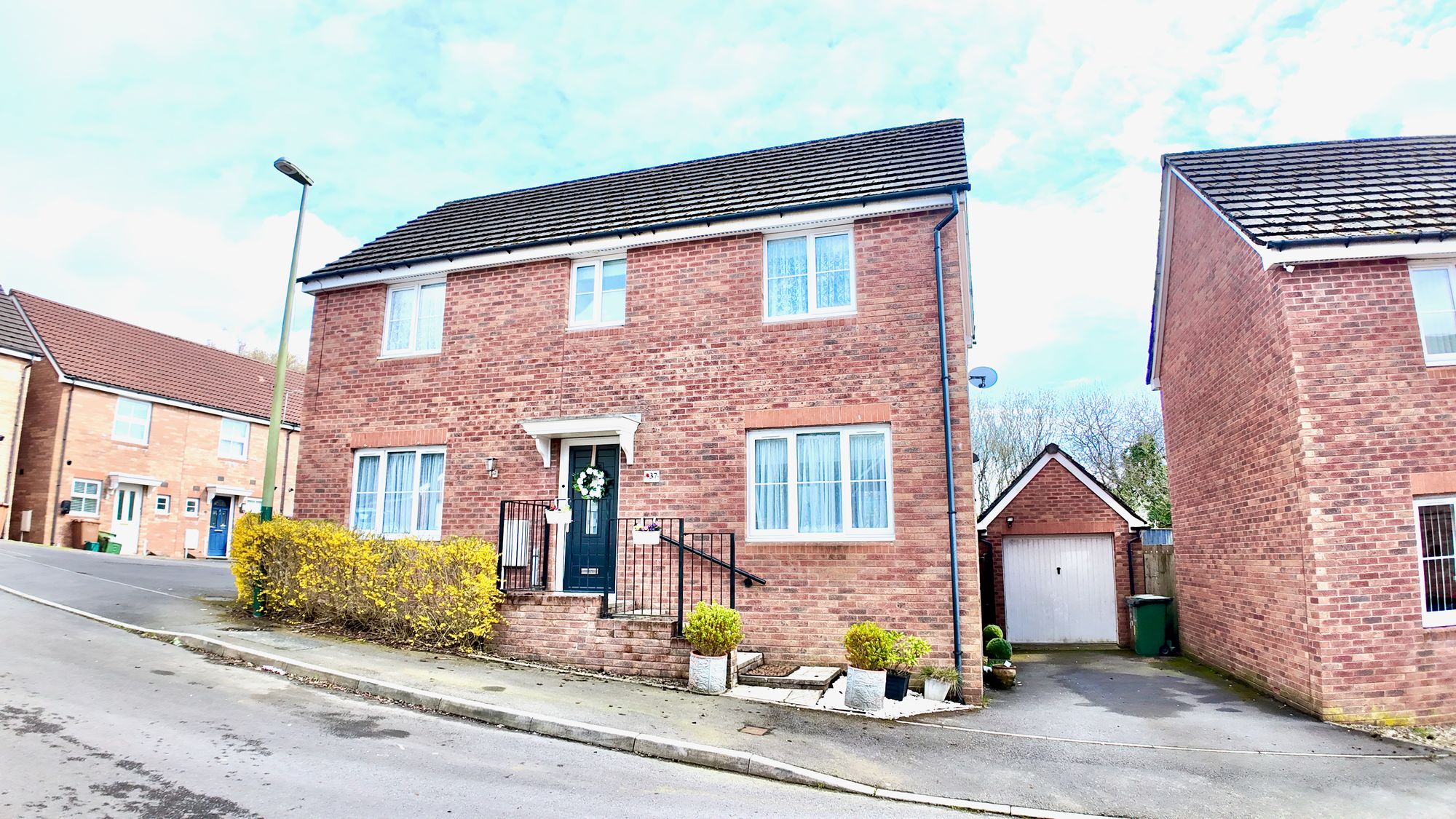 Marsh Court, Aberbargoed, CF81