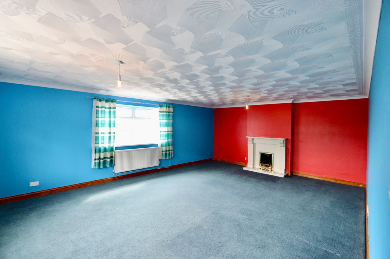 James Street, Markham, NP12