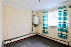 James Street, Markham, NP12