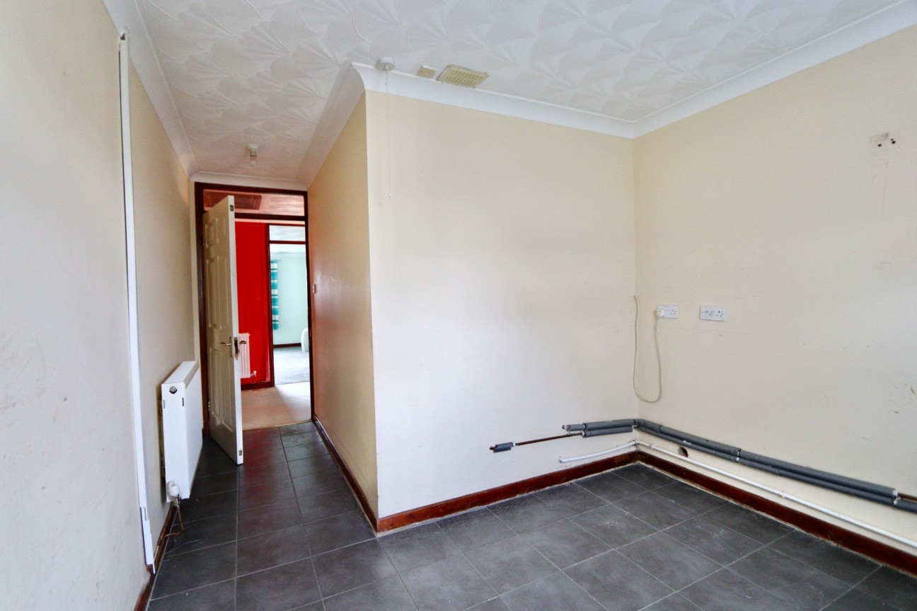 James Street, Markham, NP12