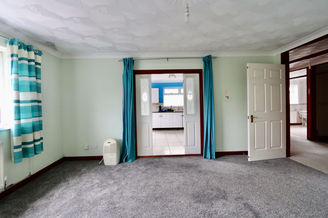 James Street, Markham, NP12