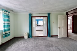 James Street, Markham, NP12