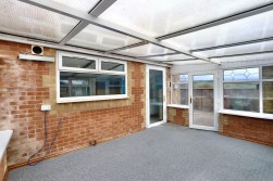 James Street, Markham, NP12