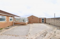 James Street, Markham, NP12