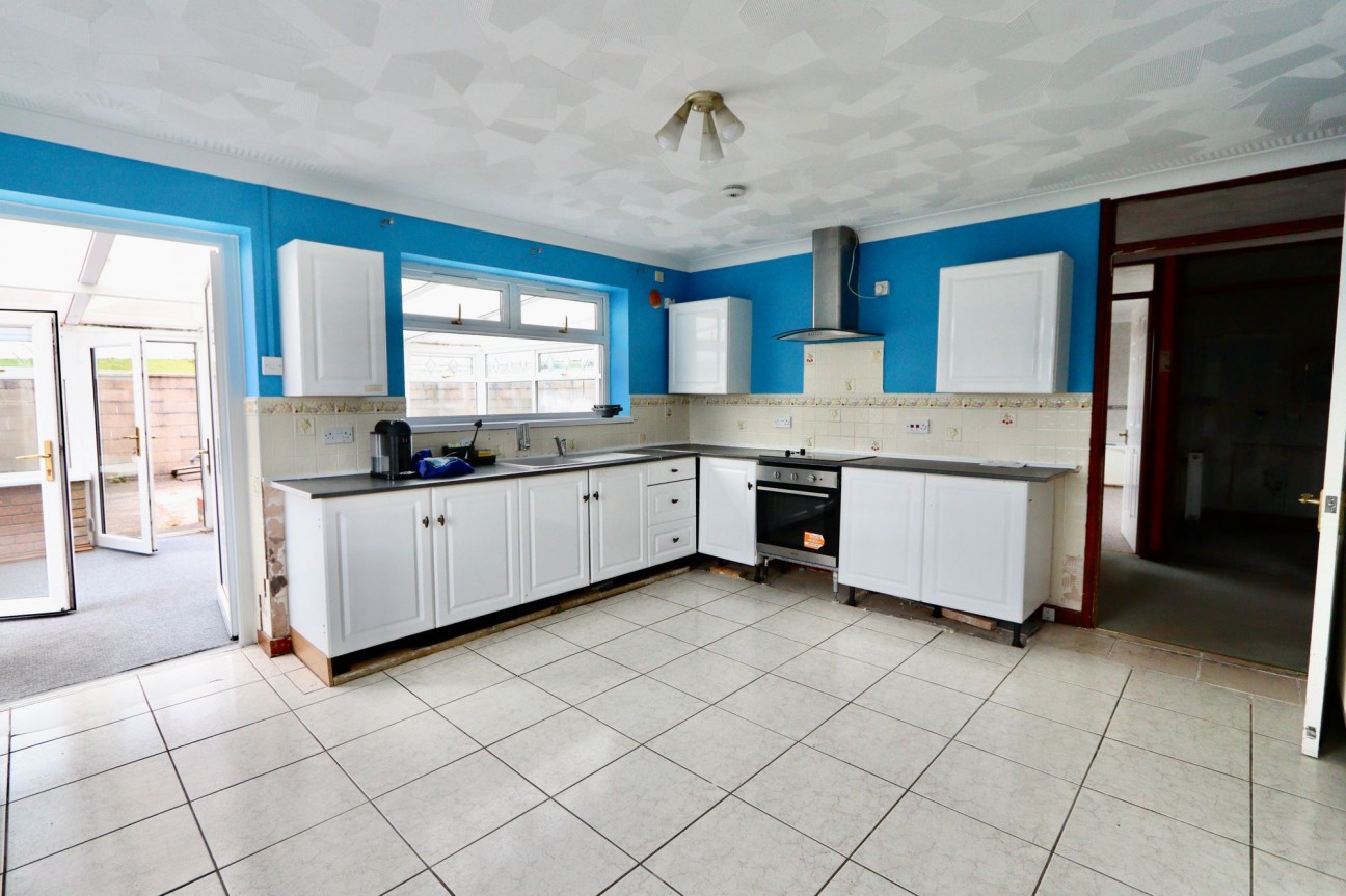 James Street, Markham, NP12
