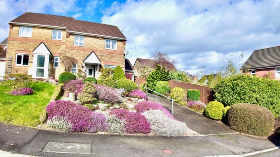 St. Madoc Close, Pontllanfraith, NP12