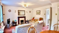 St. Madoc Close, Pontllanfraith, NP12