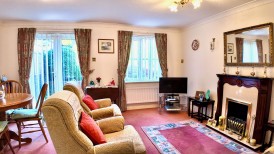 St. Madoc Close, Pontllanfraith, NP12