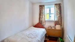 St. Madoc Close, Pontllanfraith, NP12