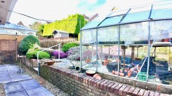 St. Madoc Close, Pontllanfraith, NP12