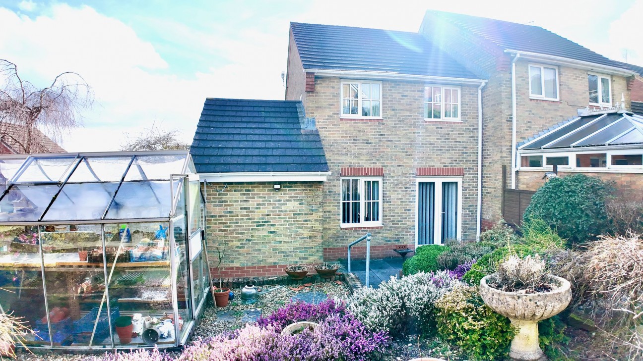 St. Madoc Close, Pontllanfraith, NP12