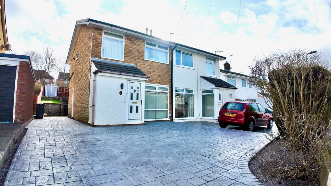 Westgil Pen Ffordd, Blackwood, NP12