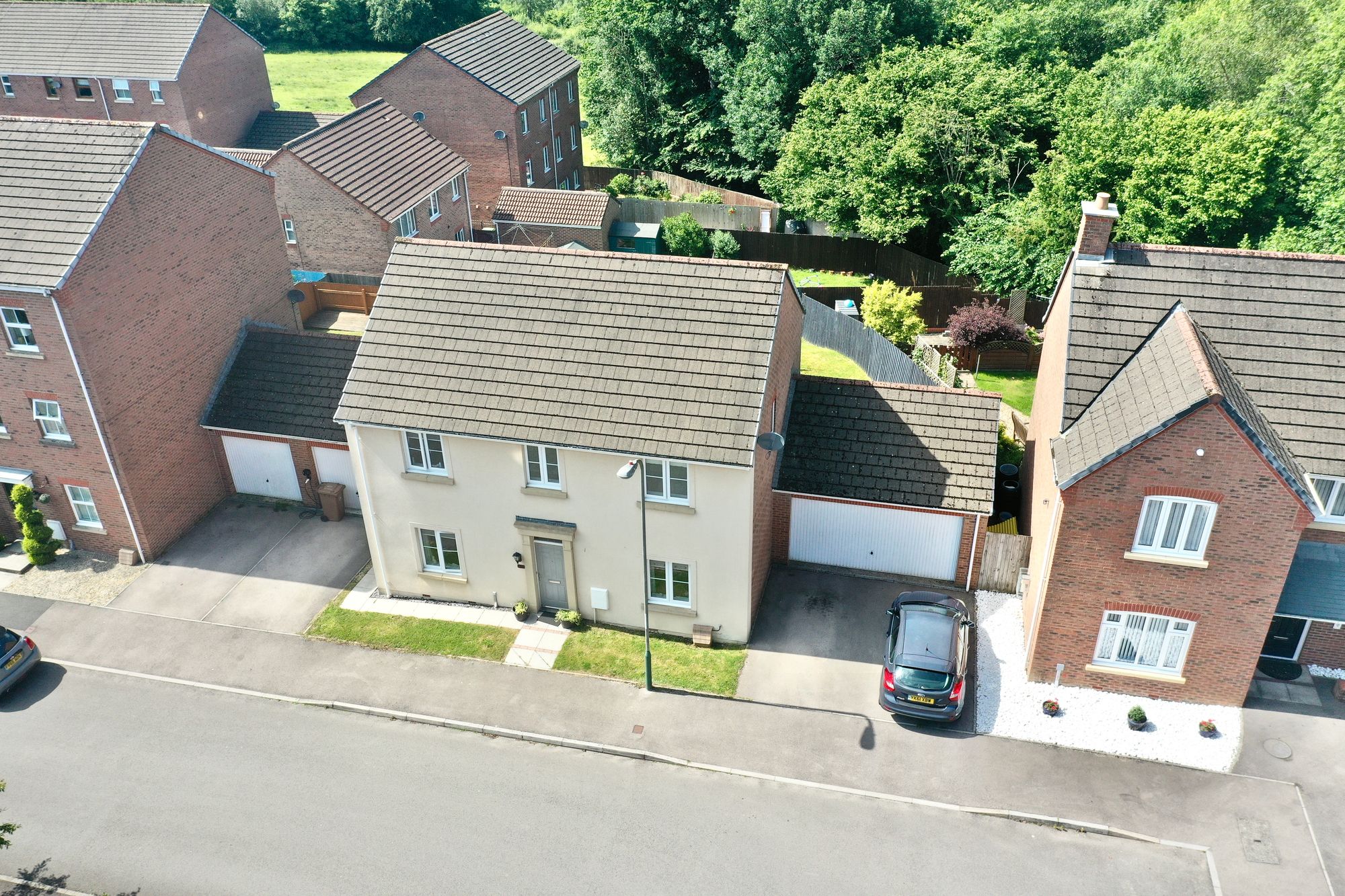 Blacksmith Close, Oakdale, NP12