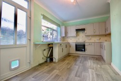 Caerllwyn Terrace, Ynysddu, NP11