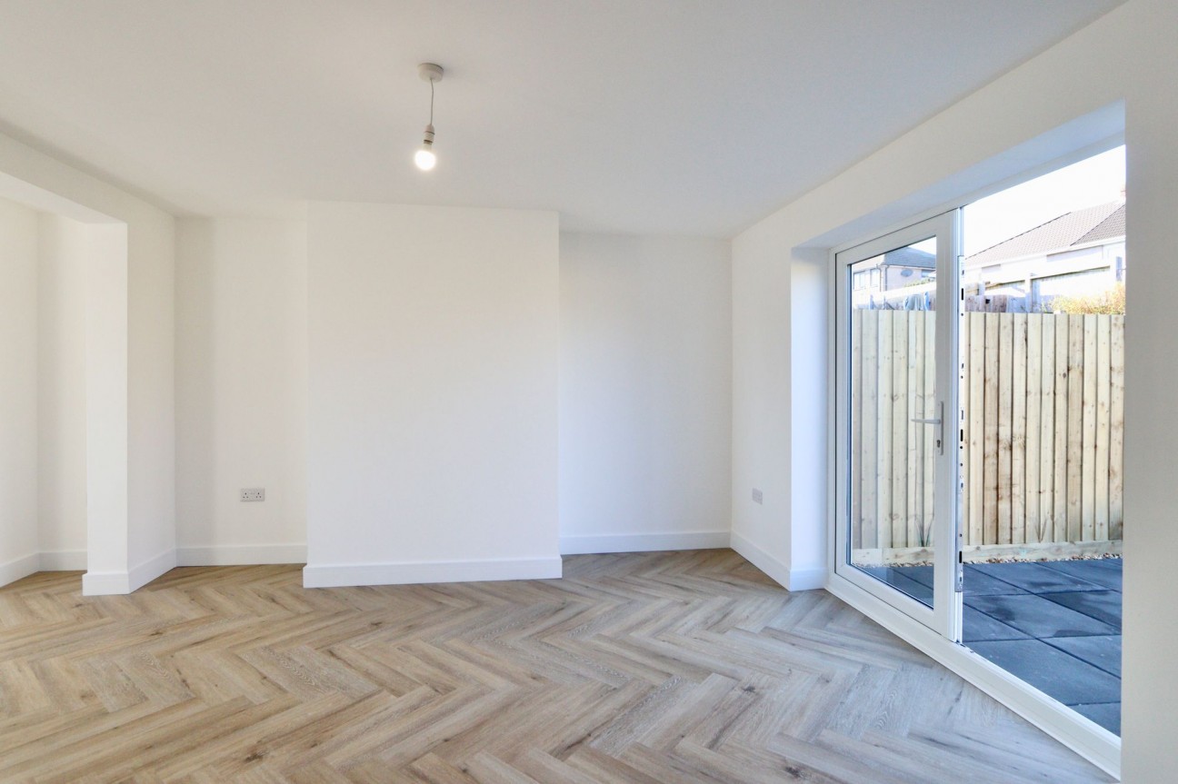 Tree Tops Avenue, Blackwood, NP12