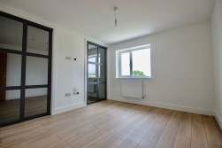 Heol-Y-Bedw-Hirion, Markham, NP12