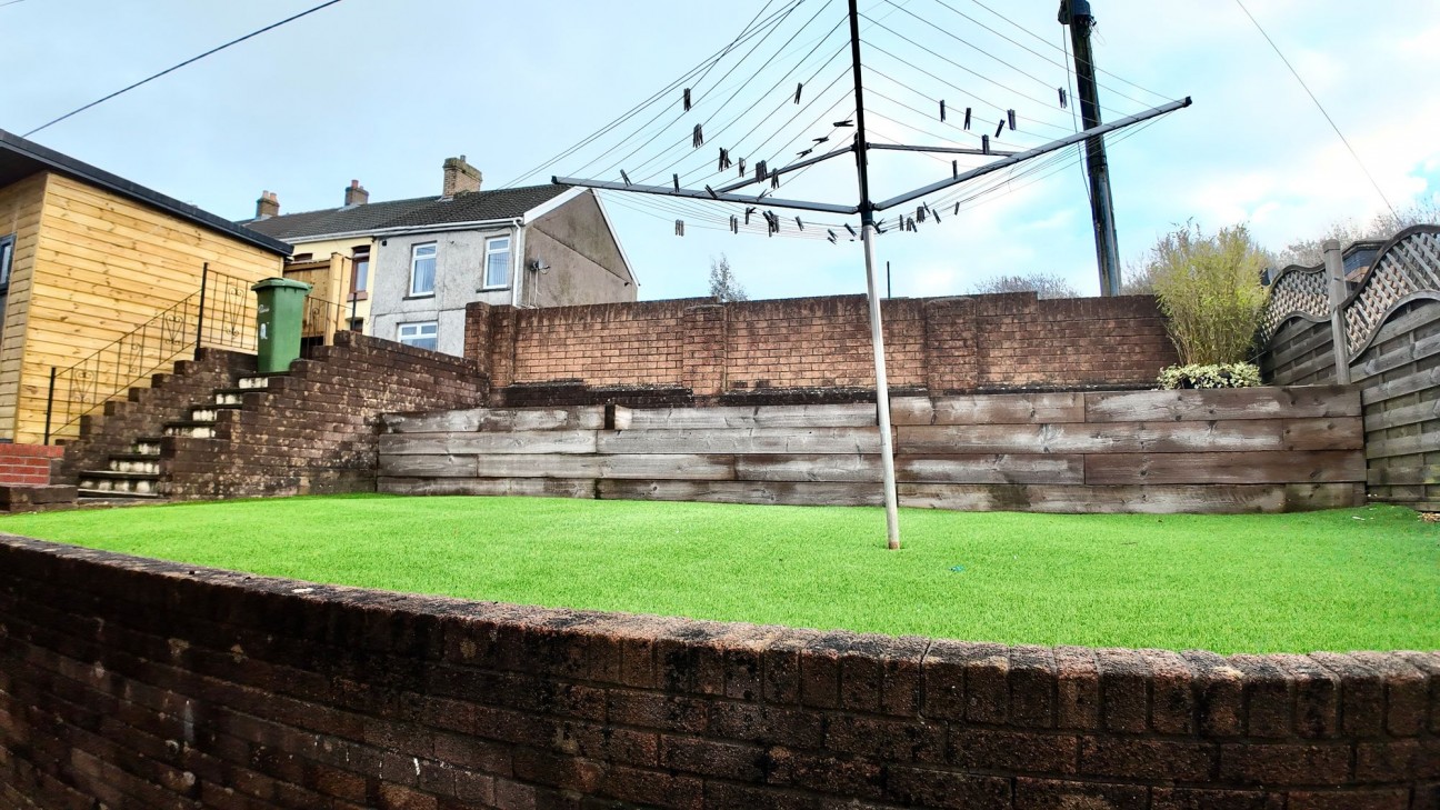 Edward Street, Fairview, NP12