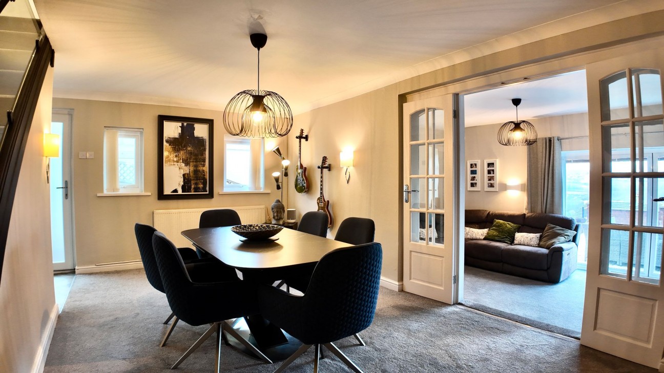 Edward Street, Fairview, NP12