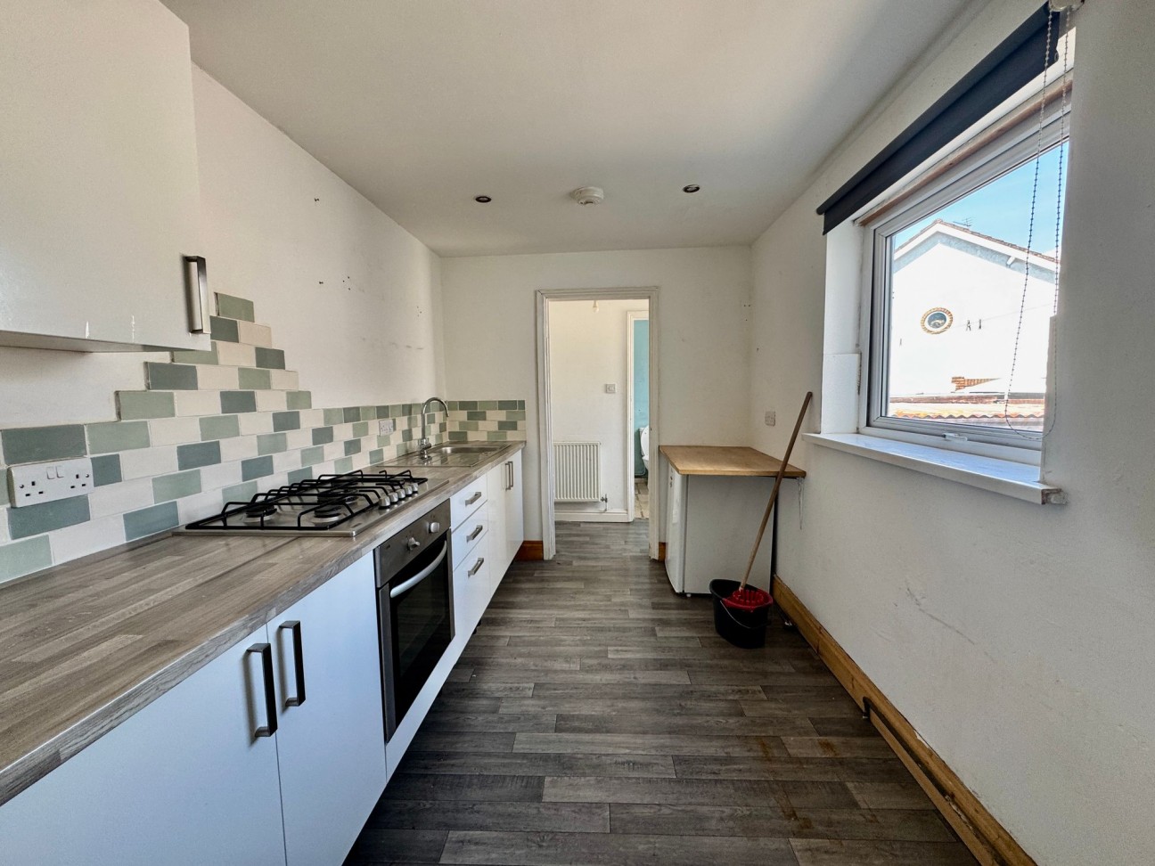 Tynycoed Crescent, Cefn Fforest, NP12