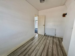 Tynycoed Crescent, Cefn Fforest, NP12