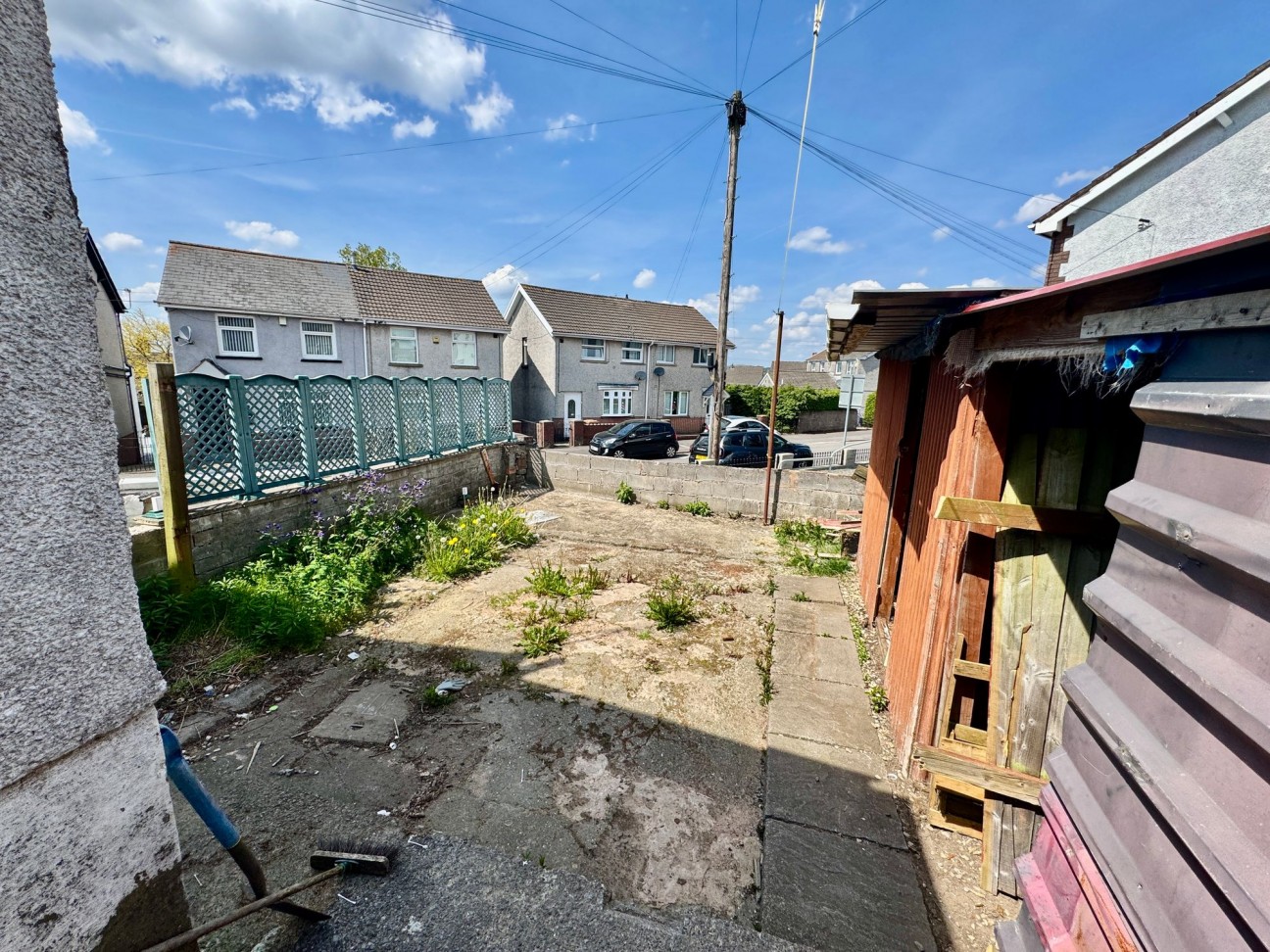 Tynycoed Crescent, Cefn Fforest, NP12