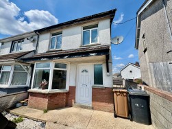 Tynycoed Crescent, Cefn Fforest, NP12