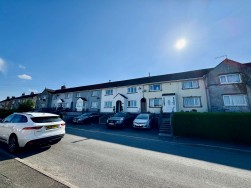 Treowen Road, Newbridge, NP11