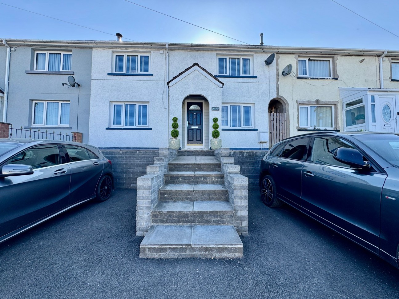 Treowen Road, Newbridge, NP11