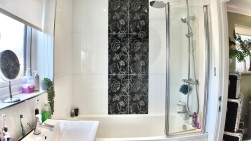 Clyde Close, Pontllanfraith, NP12